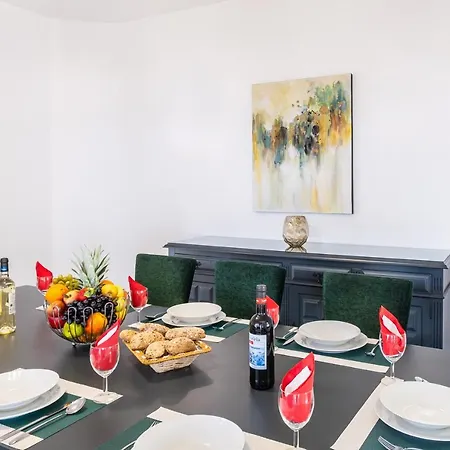 Blue Lagoon By Algarve Vacation Villa